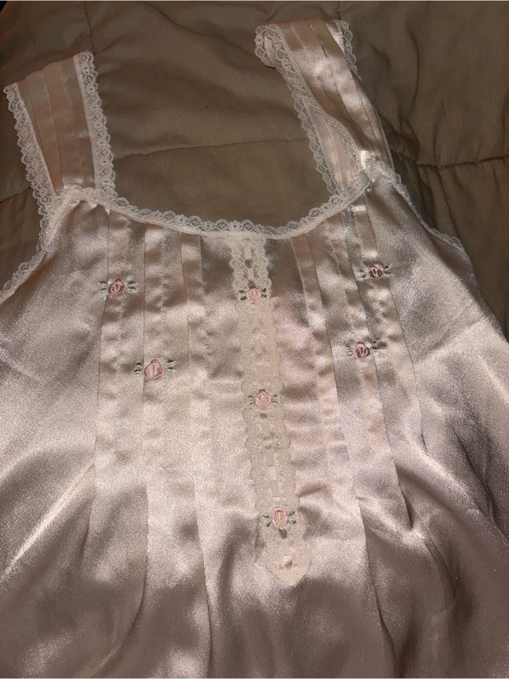 Silk-Feel Pink Lace Trim Nightgown